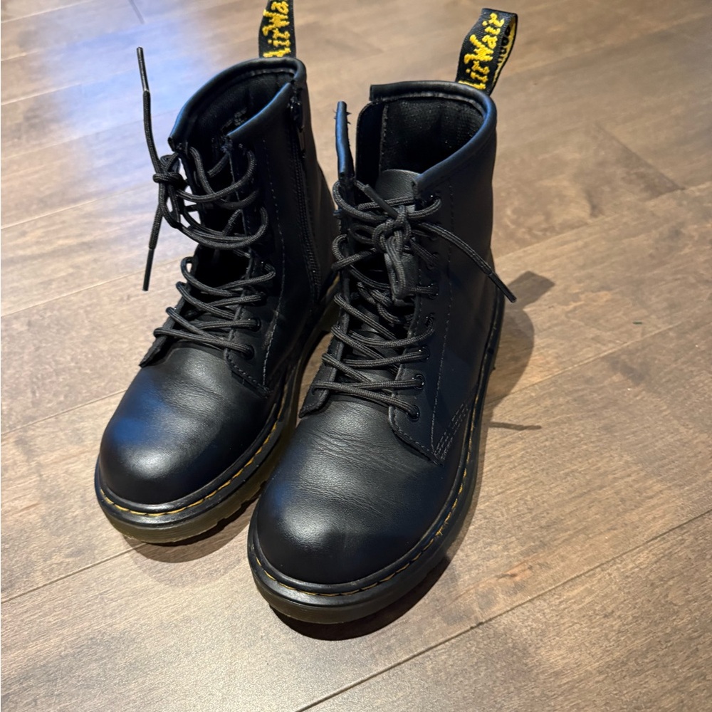 Kids Dr. Martens